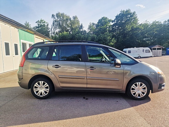 Citroen Grand C4 Picasso 3 of 5