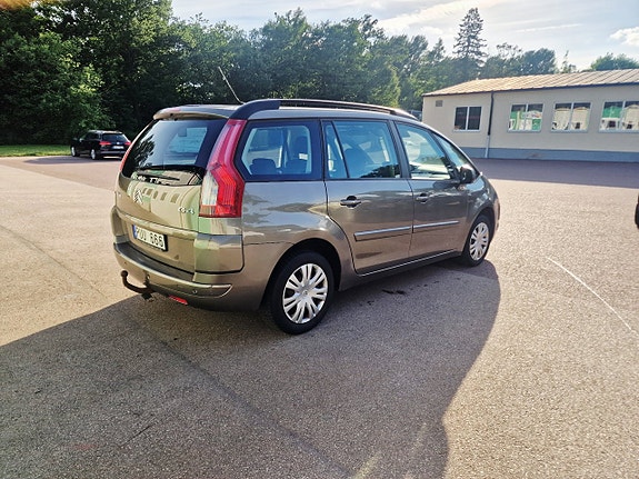Citroen Grand C4 Picasso 4 of 5