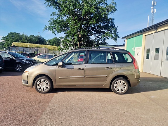 Citroen Grand C4 Picasso 7 of 17