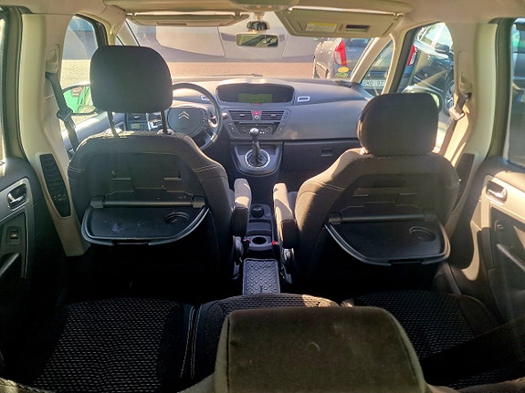 Citroen Grand C4 Picasso 15 of 17
