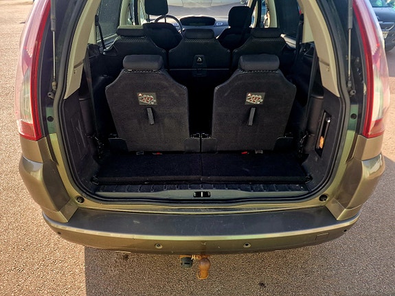 Citroen Grand C4 Picasso 13 of 17