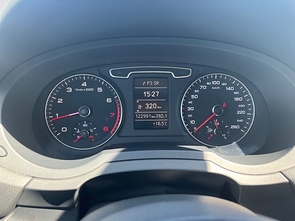 Audi Q3 10 of 15