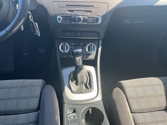 Audi Q3 11 of 15
