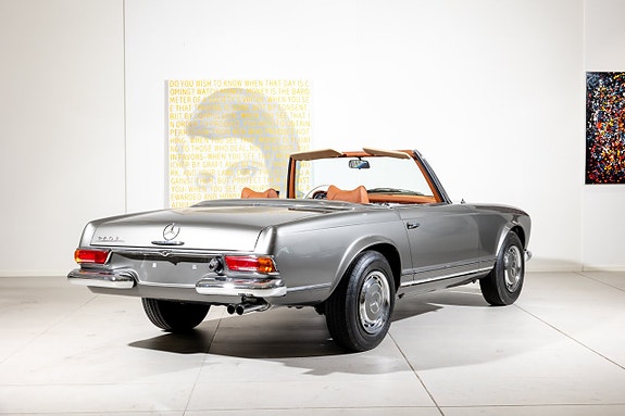 Mercedes-Benz SL280 8 of 20
