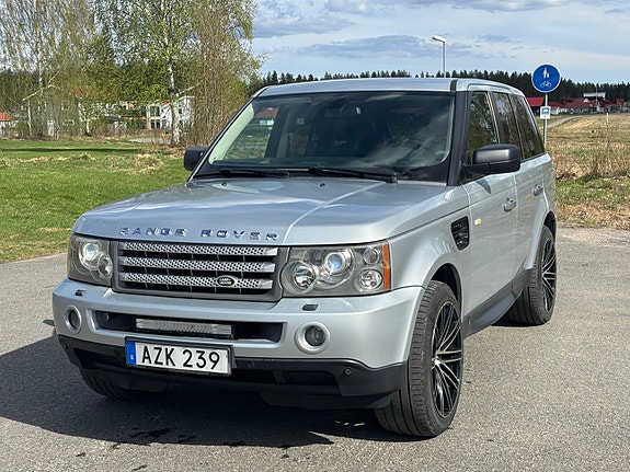 Land Rover Range Rover Sport 2 of 5