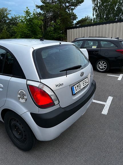Kia Rio 3 of 3