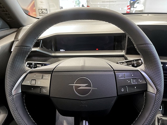 Opel Grandland X 7 of 15