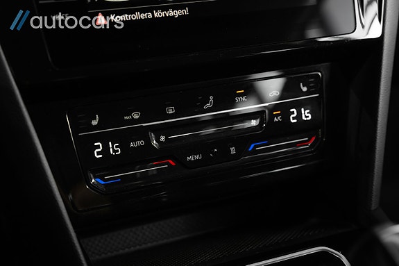 Volkswagen Passat Alltrack 26 of 30