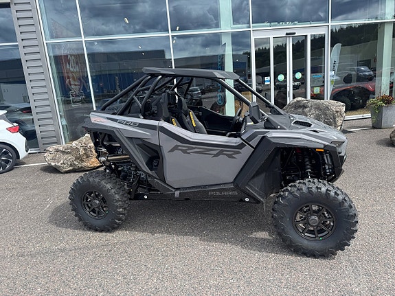 Polaris RzR Pro Xp Ultimate T3b  " Äntligen " 2 of 8