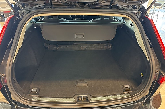 Volvo V60 12 of 12