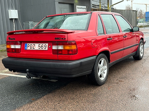 Volvo 850 3 of 5