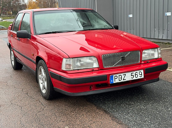 Volvo 850 2 of 5