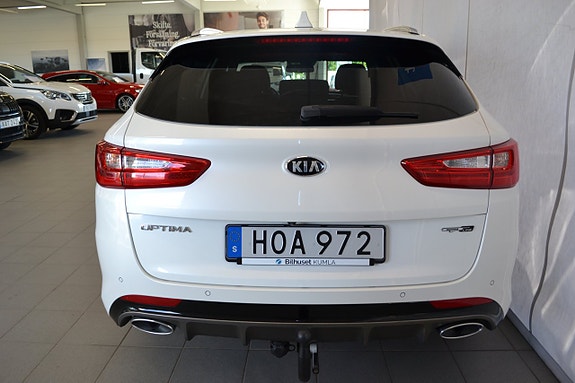 Kia Optima 9 of 12