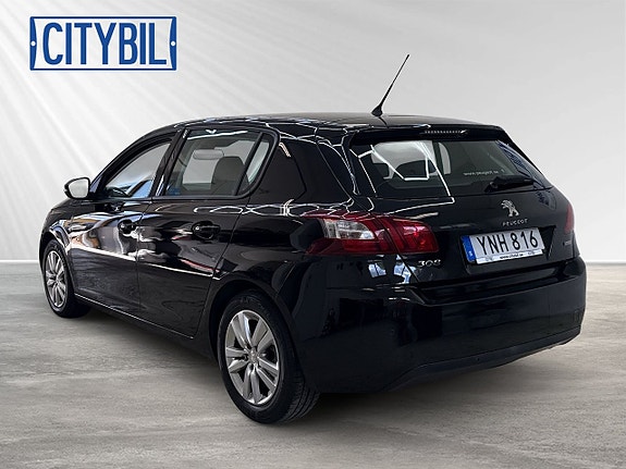 Peugeot 308 3 of 5