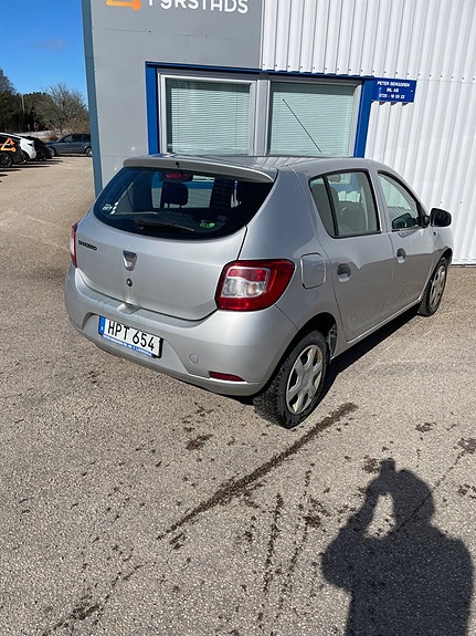 Dacia Sandero 5 of 5