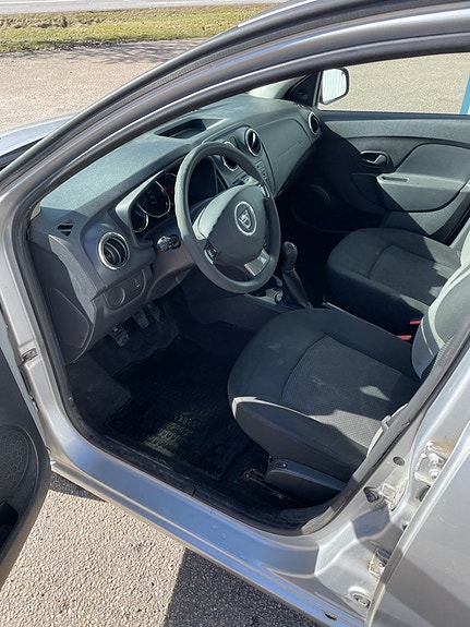 Dacia Sandero 3 of 5
