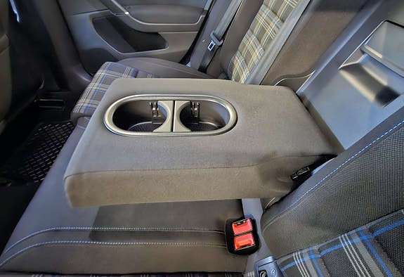 Volkswagen Golf I 25 of 27