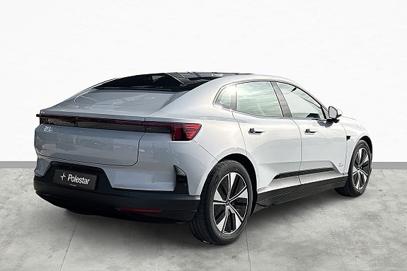 Polestar 4 8 of 15