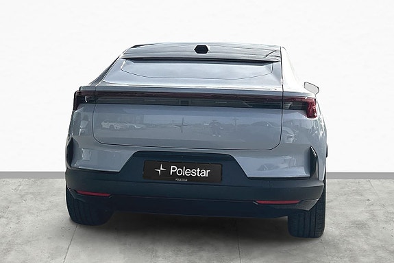 Polestar 4 5 of 15