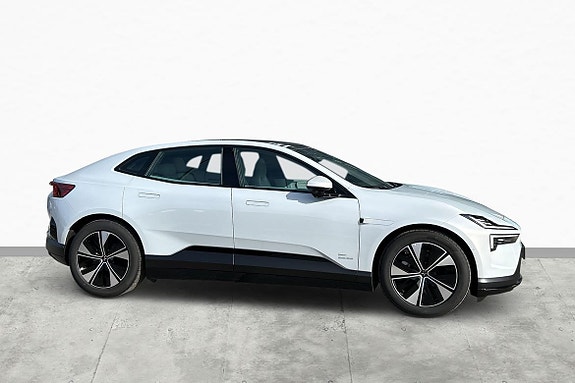 Polestar 4 4 of 15