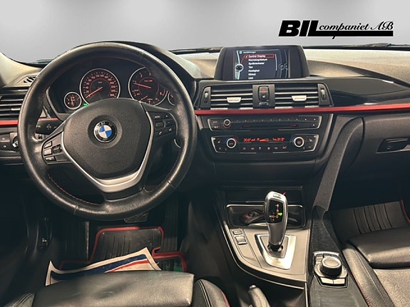 BMW 320d 10 of 15