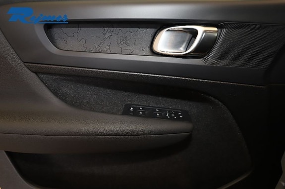 Volvo EX40 19 of 22