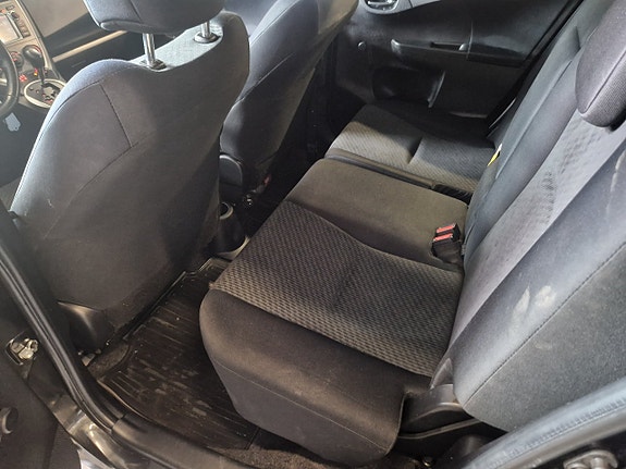 Toyota Verso-S 10 of 15