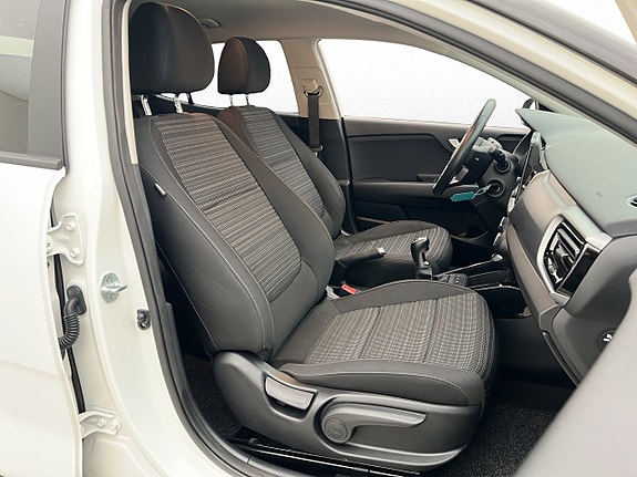 Kia Stonic 14 of 30