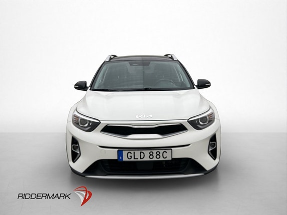 Kia Stonic 2 of 5