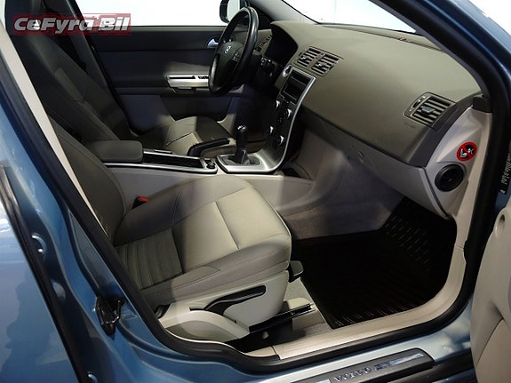 Volvo V50 11 of 15