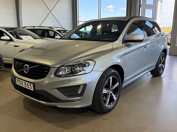 Volvo XC60 2 of 5