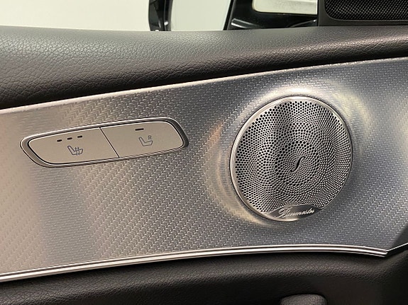 Mercedes-Benz E220 14 of 20
