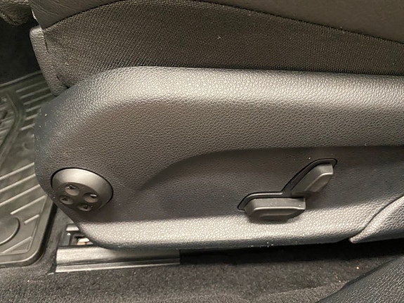 Mercedes-Benz E220 18 of 20