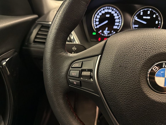 BMW 118d 16 of 25