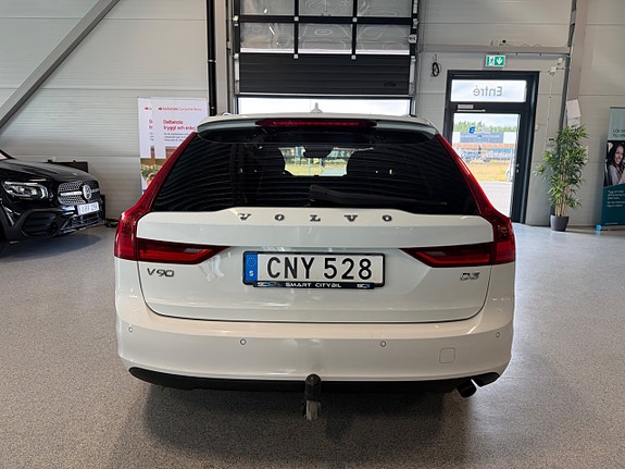 Volvo V90 4 of 20