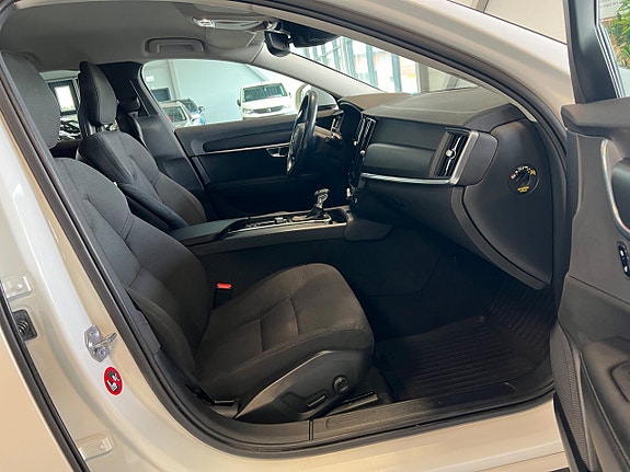 Volvo V90 9 of 20