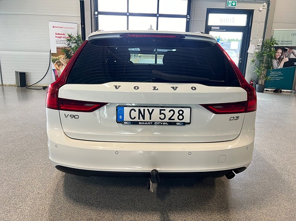 Volvo V90 4 of 5
