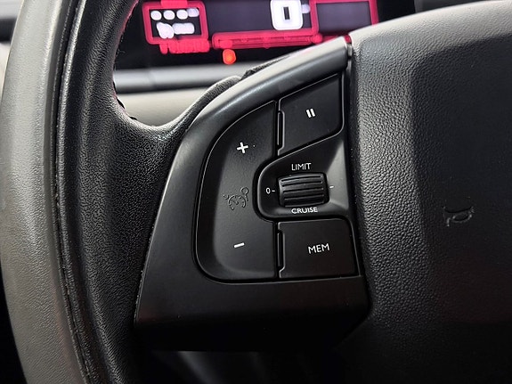 Citroen C4 Cactus 18 of 25
