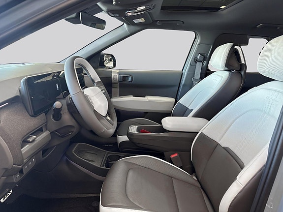 Kia EV3 9 of 15