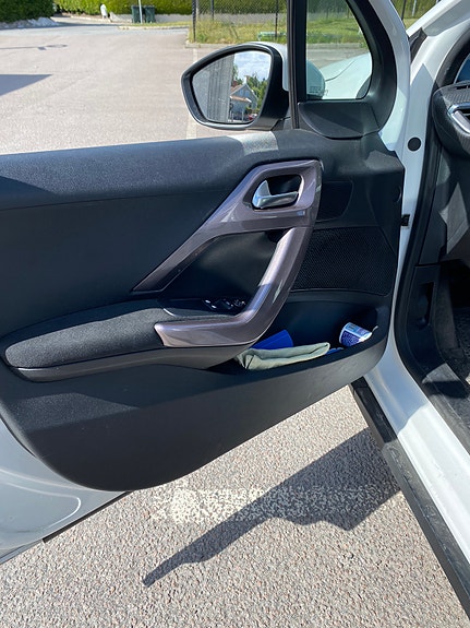 Peugeot 2008 11 of 15