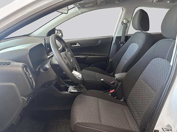 Kia Picanto 9 of 14