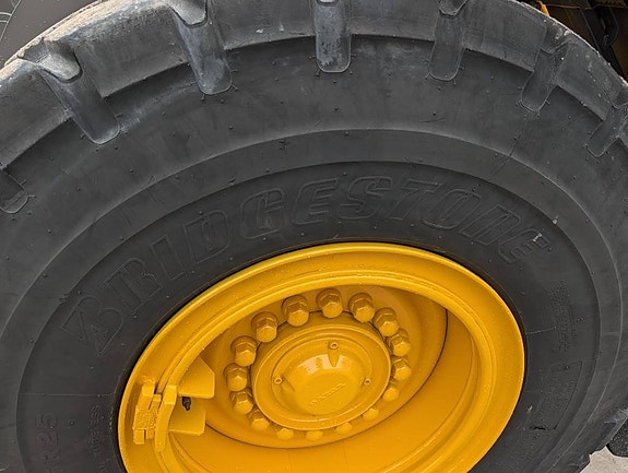 Volvo L 90 H 9 of 13