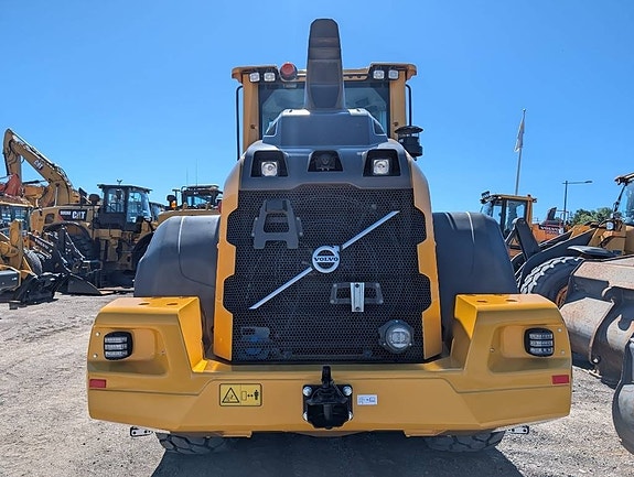 Volvo L 90 H 11 of 13