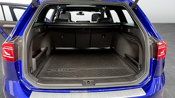 Volkswagen Passat 14 of 22