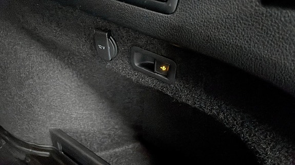 Volkswagen Passat 16 of 22
