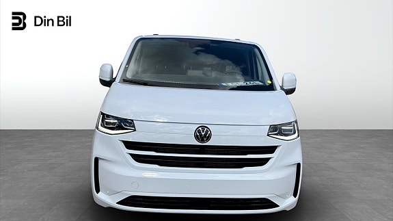 Volkswagen ID. Buzz 4 of 12