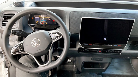 Volkswagen ID. Buzz 10 of 12