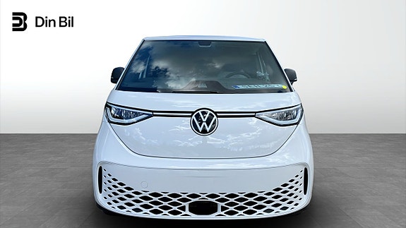 Volkswagen ID. Buzz 4 of 12
