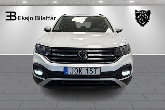 Volkswagen T-Cross 2 of 5