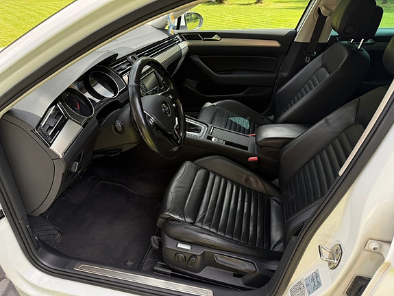Volkswagen Passat 4 of 5